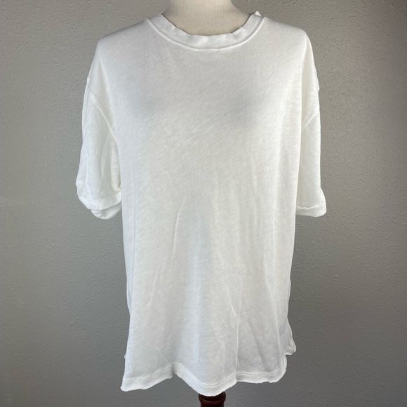 We The Free Tops - We The Free White T-Shirt Size L EUC